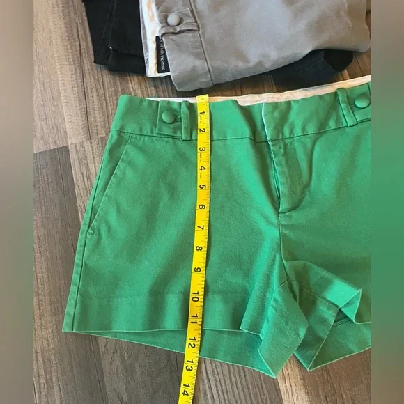 Banana Republic Bundle Classic Chino Shorts SZ 8 & 10 (7pair) - Picture 8 of 16